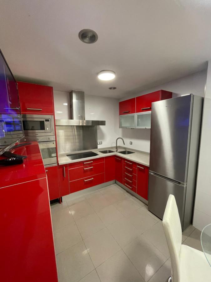 Moderno Apartamento Con Plaza De Garaje En Pleno Centro De Almería Eksteriør billede