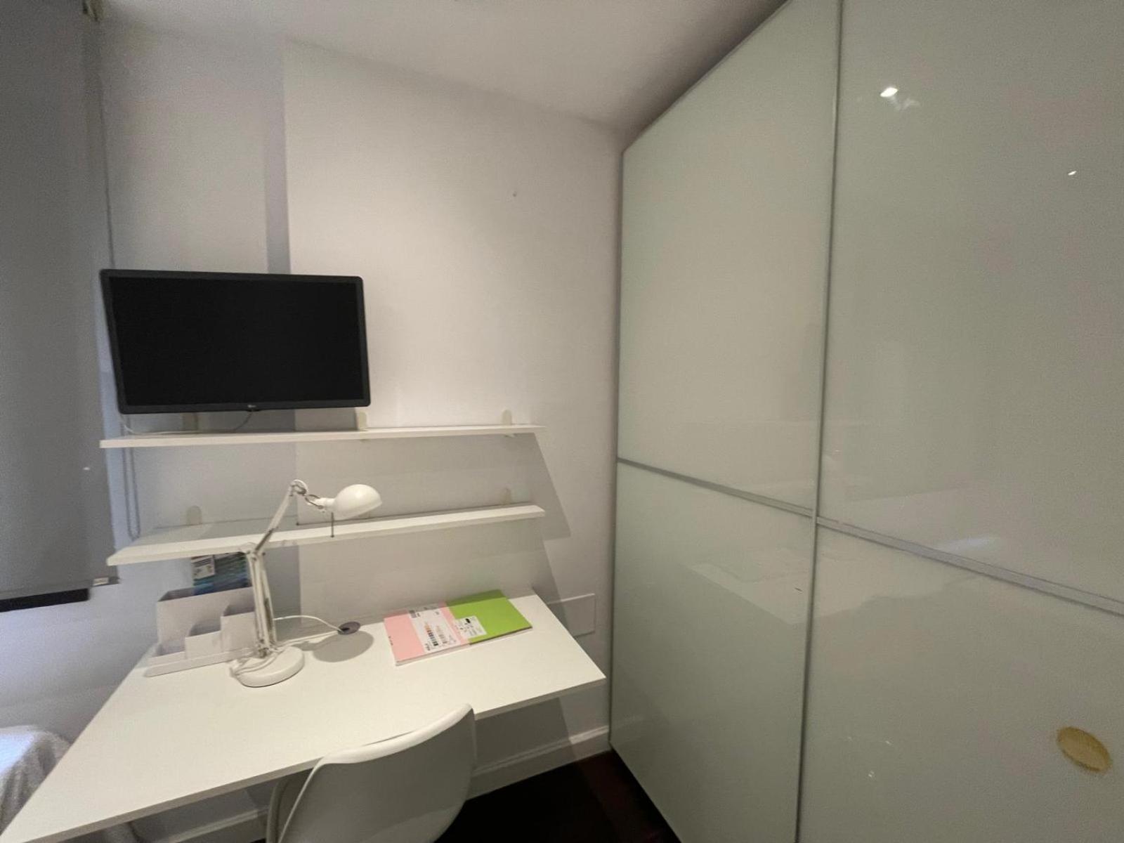 Moderno Apartamento Con Plaza De Garaje En Pleno Centro De Almería Eksteriør billede